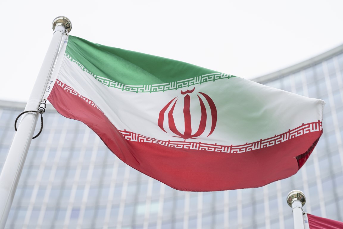 Irán garanciákat követel az amerikai szankciók felfüggesztésére