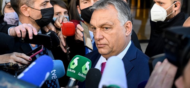 Orbán is aláírt egy nyilatkozatot, ami kifejezetten Oroszországot hibáztatja az ukrajnai krízisért