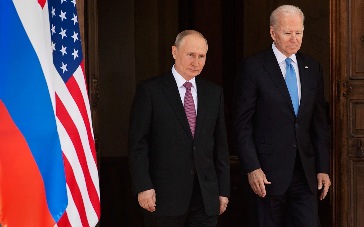 Putyin és Biden szombaton telefonon tárgyal