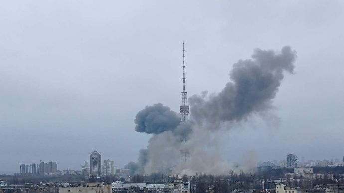 Az orosz csapatok megtámadták a kijevi TV-tornyot