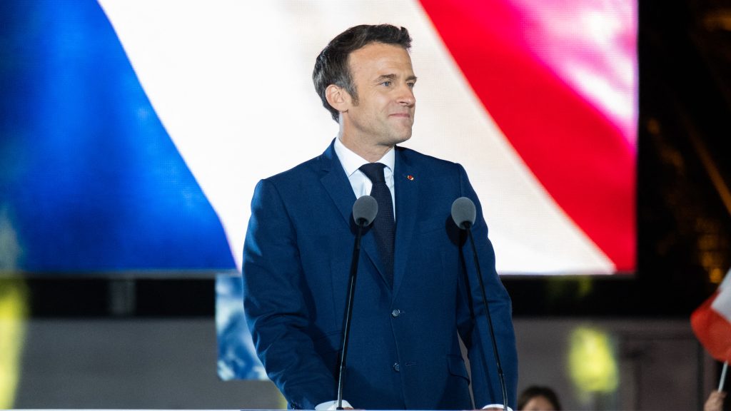 Marcont azok a választók tartották hatalomban, akik első sorban Le Pen győzelmét igyekeztek elkerülni