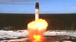 Putyin interkontinentális ballisztikus rakétát teszteltetett, hogy elgondolkodtassa az Oroszországot fenyegetőket