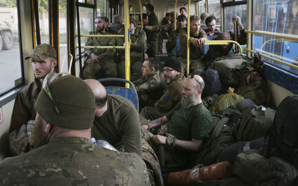 Több százan még mindig védik az Azovsztalt, köztük az Azov milícia főparancsnoka