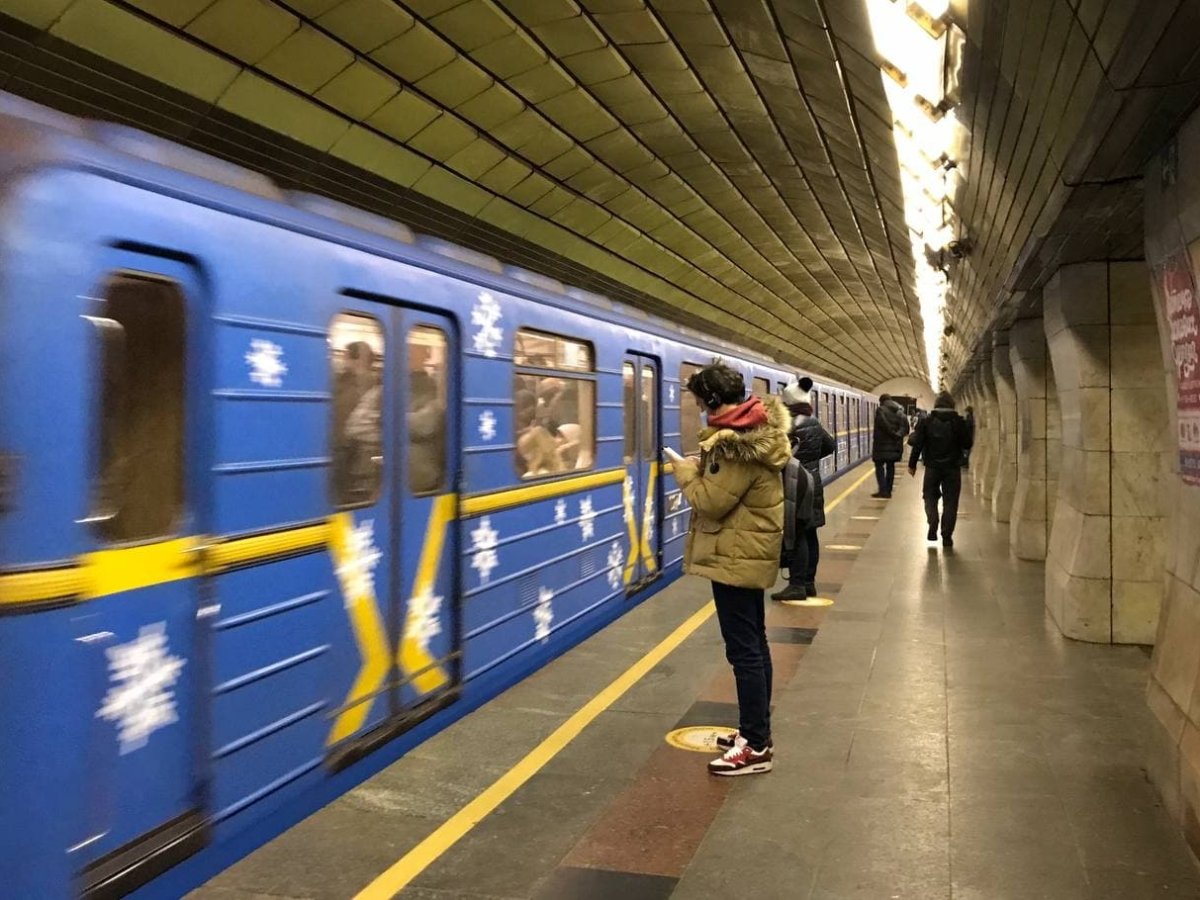 Metró megállókat neveznek át Kijevben