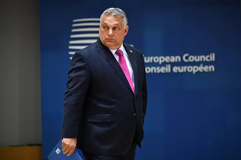 Megállapodott az EU az olajembargóról, Magyarország engedményekkel beleállt a javaslatba