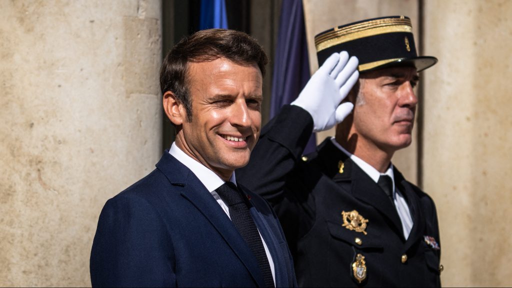 Francia választás: Macron alig több mint 21 ezer szavazattal nyert