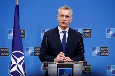 NATO-főtitkár: Meg kell erősíteni a keleti harccsoportokat