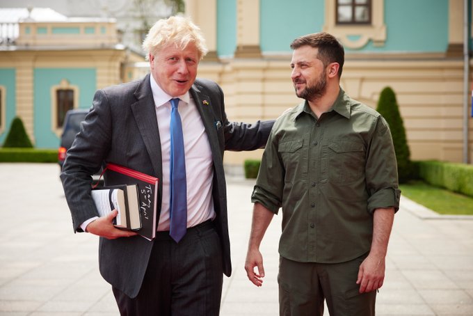 Boris Johnson váratlanul feltűnt Kijevben