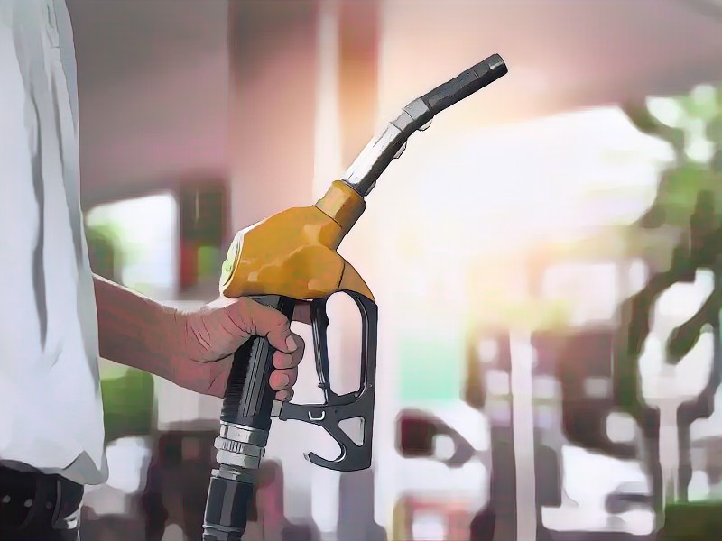 Jön a 30 literes limit a magyar benzinkutakon?