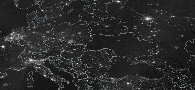 Az űrből csak egy sötét folt Ukrajna