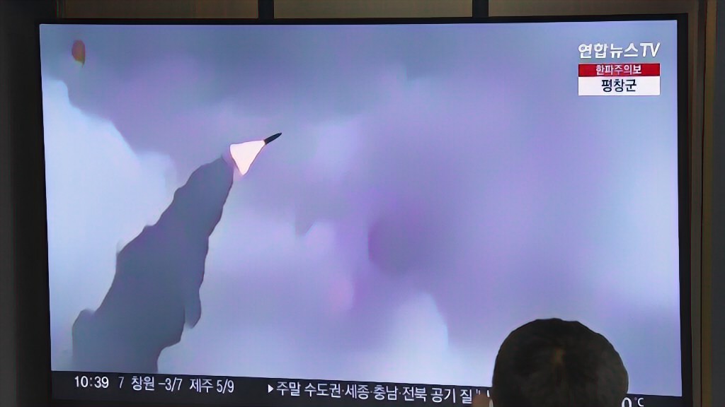 Még egyet rakétázott idén Észak-Korea