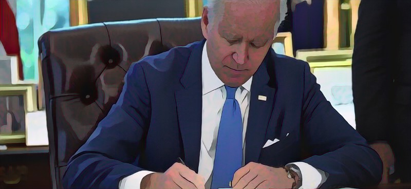 Joe Biden sem akar vadászgépeket küldeni Ukrajnának