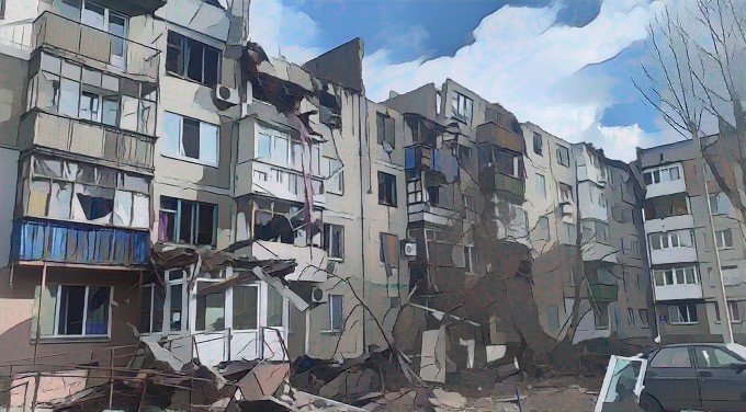 Többszintes házat ért orosz rakétatalálat Donyeck megyében