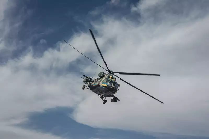 Cáfol a minisztérium: Magyarország nem engedett át helikoptereket Ukrajna felé