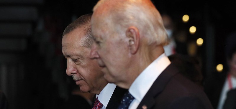 Erdogan F-16-osokat szeretne, Biden pedig azt, hogy Ankara ne blokkolja tovább Svédország NATO-csatlakozását