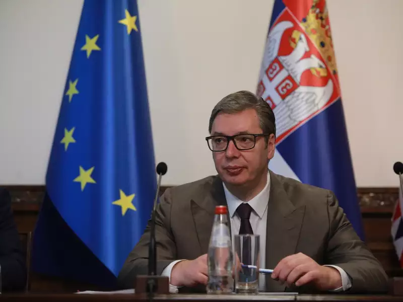Aleksandar Vucic lemondott elnöki tisztségéről