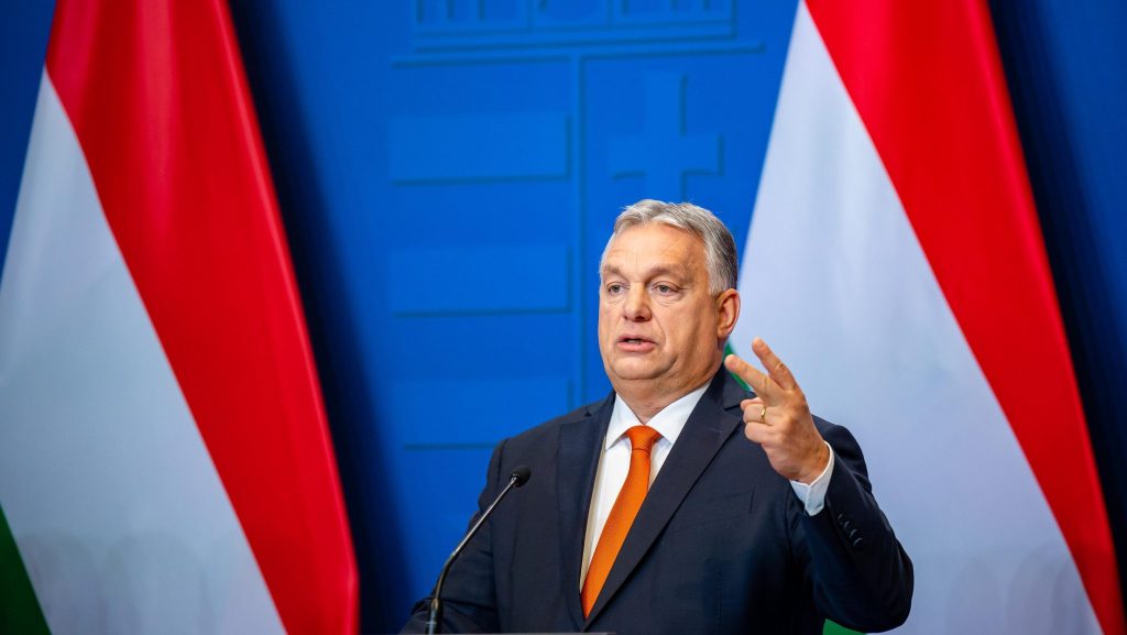 Adam Michnik: Orbán Viktor megalomán, katasztrófába viszi az országot