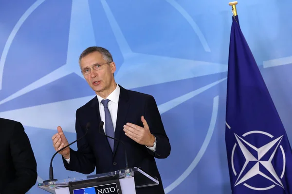 NATO-főtitkár: Csakis az ukránok dönthetik el, mit tekintenek tárgyalási alapnak