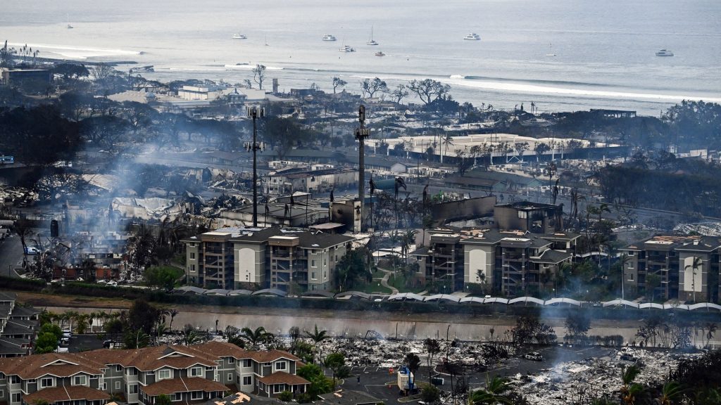53-ra nőtt a Hawaiin pusztító bozóttűz áldozatainak száma – videón a pusztítás