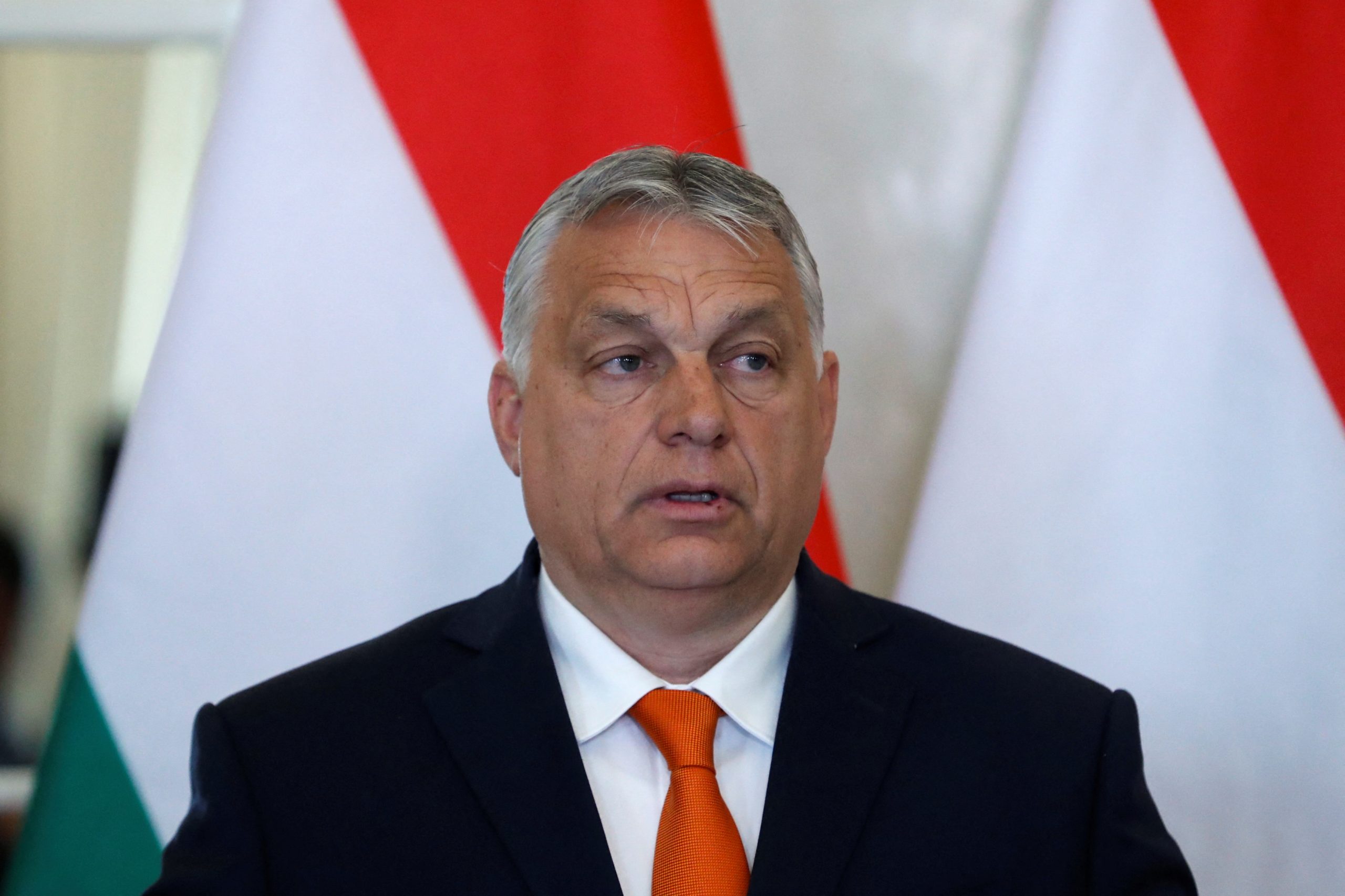 „Szeretné, hogy olyan legyen, mint Orbáné?”: Magyarország gazdaságának rettenetes instabilitása