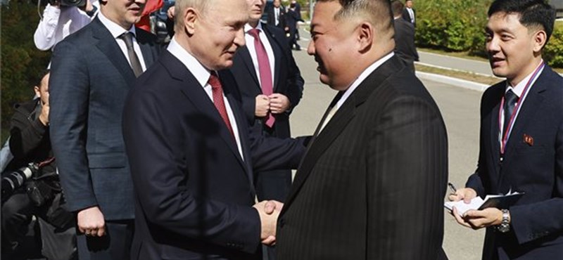 Putyin ígéretet tett Kim Dzsong Unnak, hogy műholdakkal segíti Észak-Koreát