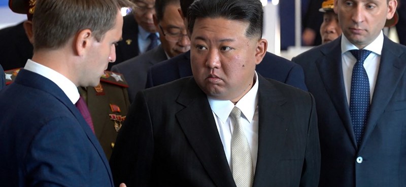 Kim Dzsong Un elhagyta Oroszországot