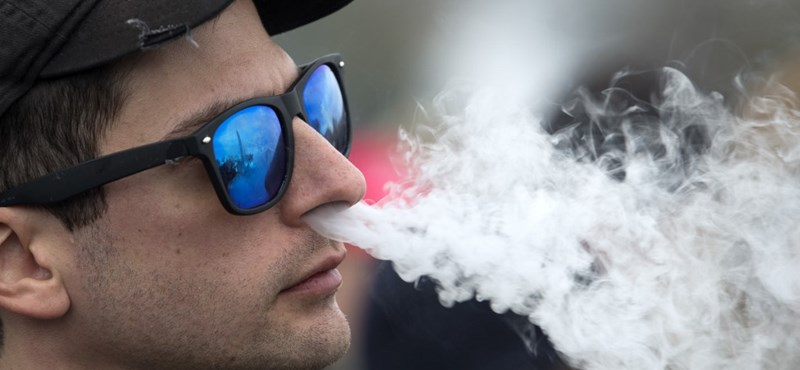 Franciaország is betiltaná az eldobható elektromos cigarettákat