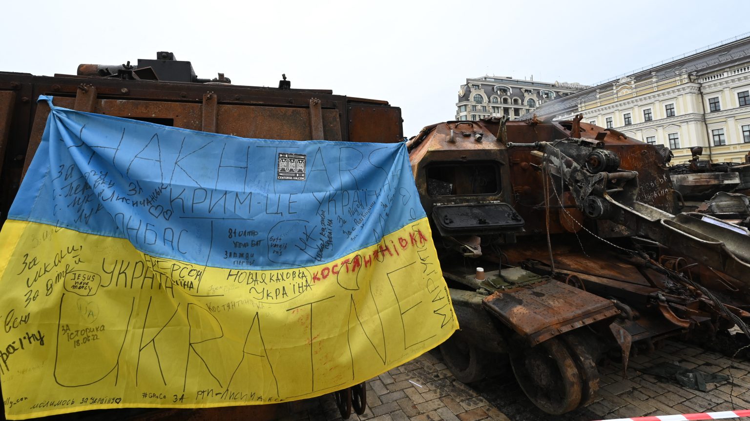 „Nyugati fegyverek nélkük Ukrajnának egy hete maradna”