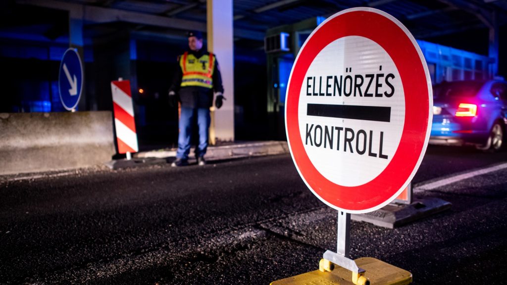 Szlovénia visszaállítja a határellenőrzést a magyar határon