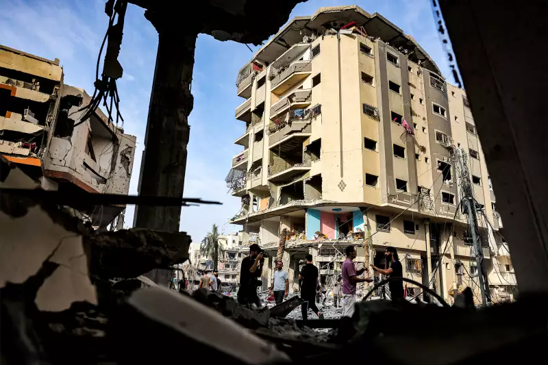 Hozzáfértek a Gázába hurcolt túszok bankszámlájához