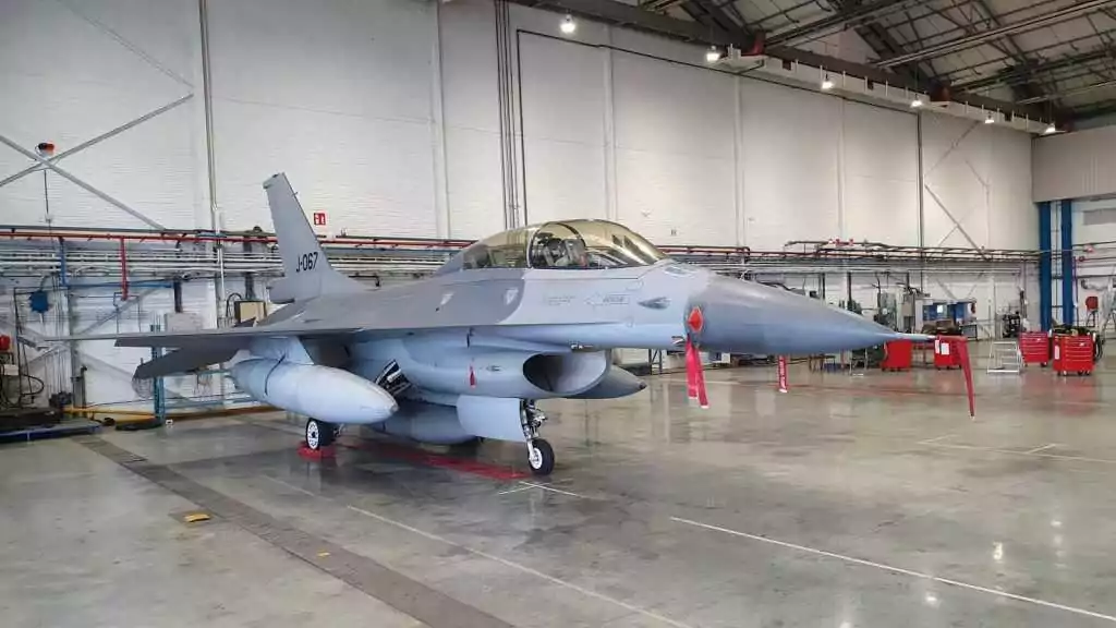 F-16-os pilótaképző központot avatott Románia a NATO és Ukrajna számára