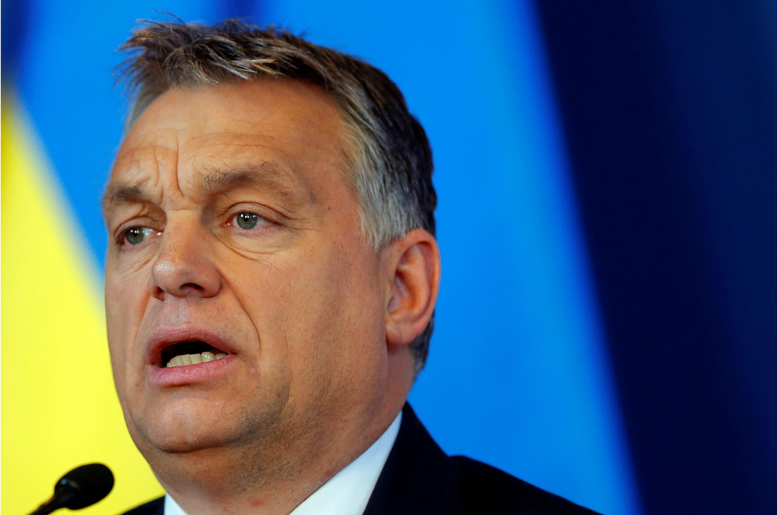 Népszava: Orbán ellen gyűjt aláírásokat egy finn EP-képviselő