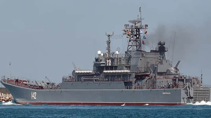 Találóan és fájdalmasan: az ukrán fegyveres erők elpusztítják az orosz flottát