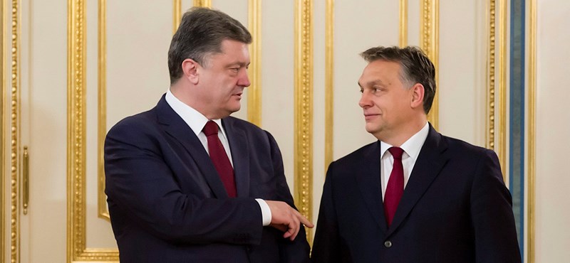 Az ukrán Korrupciómegelőzési Ügynökség szerint 345 millió forintnyi összeget utalt a magyar kormány Petro Porosenko volt ukrán elnöknek