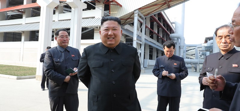 Kim Dzsongun gyorsított háborús előkészületekre szólította fel a pártját