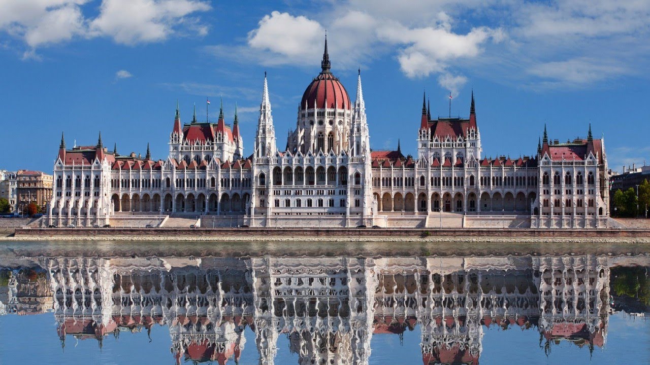 „A kerekek kezdtek pörögni”: Budapesten fokozatosan reformok kezdődnek, mert a Fidesz megszagolta a pénzt
