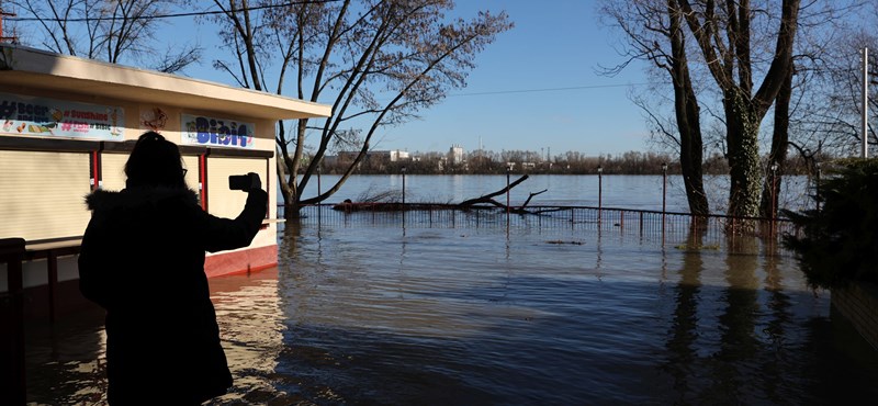 Harmincmilliárdot költenének Karácsonyék árvízvédelemre a következő években