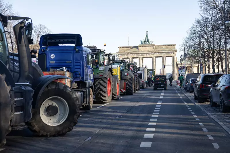 Ötezer traktorral veszik be a német fővárost a gazdák